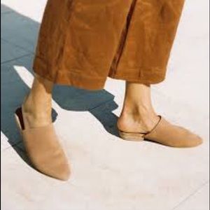 St. Agni Paris Mules in Tan Leather 38 size 7.5
